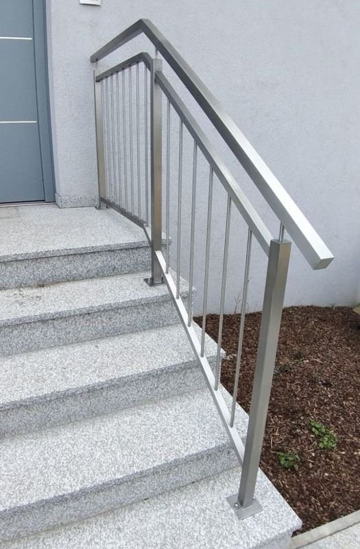 Edelstahlgeländer eckig | Metalltechnik Kainz