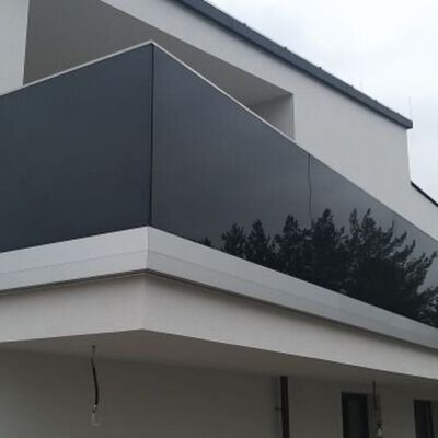 Nurglasgeländer Balkon in Edelstahl U-Profil