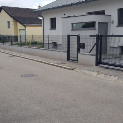 Drahtgitter Zaun