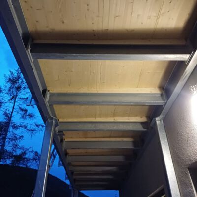 Balkonunterkonstruktion verzinkter Stahl