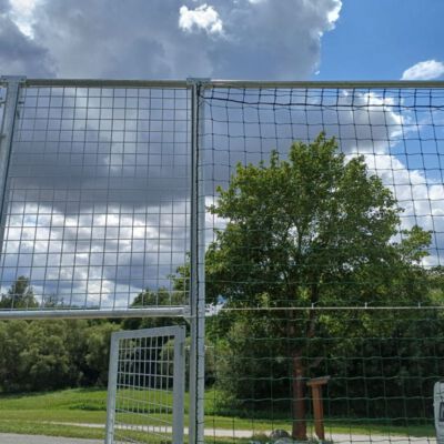 Einzäunung Fußballplatz inkl. Ballfangnetz